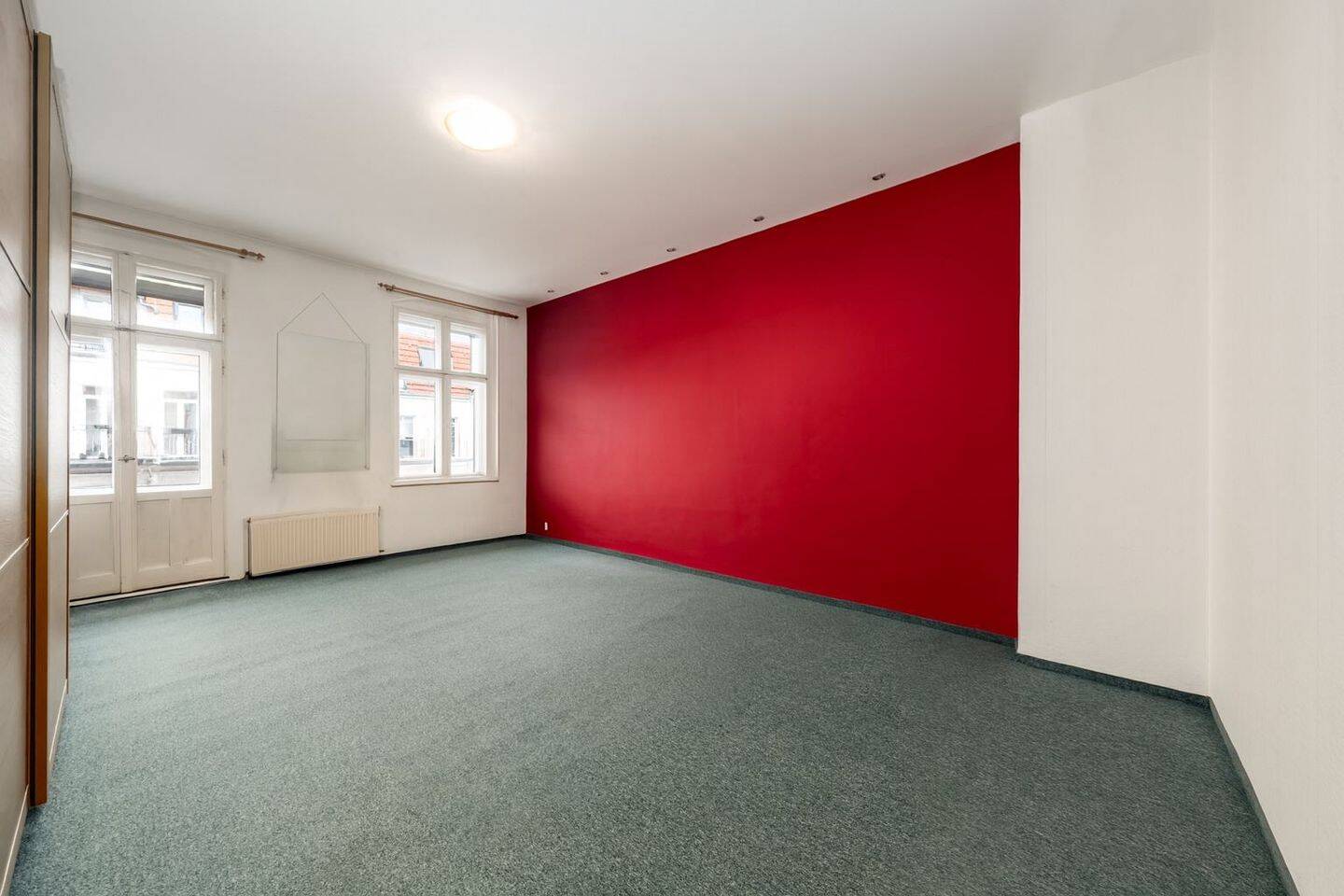 Nutzen Sie die virtuelle Tour: Vermietete 4-Zimmer-Wohnung in Berlin-Friedrichshain – Berlin – Vorschaubild 2