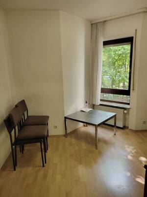 Familienfreundliche 4-Zimmer-Wohnung mit Terrasse in Ludwigshafen – 67059 Ludwigshafen am Rhein – Vorschaubild 2