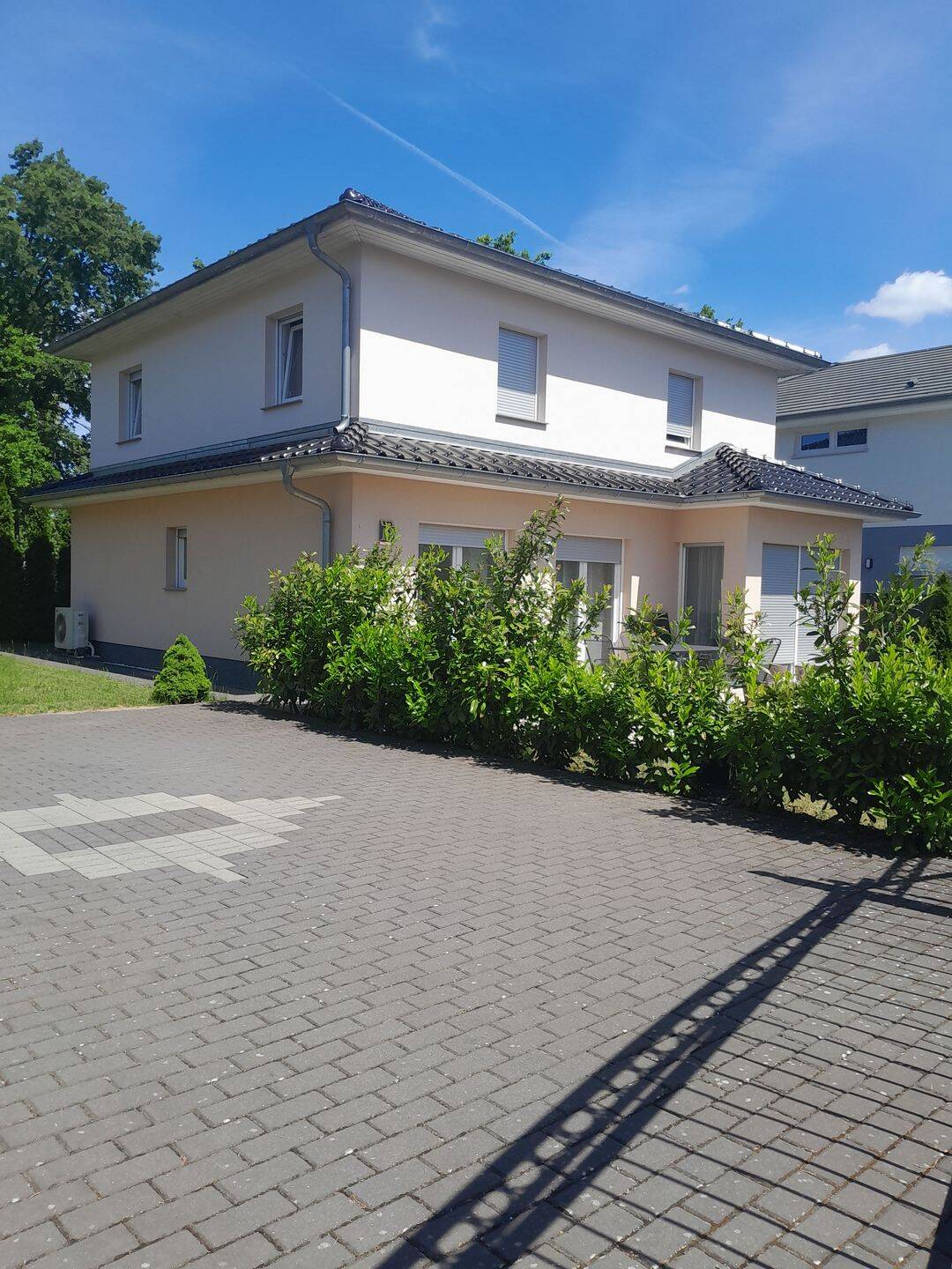 Großzügige Stadtvilla mit KfW-70 – Ein Familienparadies mit Wohlfühlcharakter und bester Infrastruktur