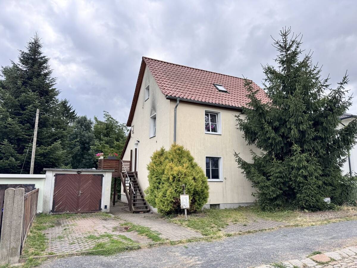 "Investment" Kleines Mehrfamilienhaus in Dresden-Cossebaude – 1156 Dresden – Bild 1 von 9