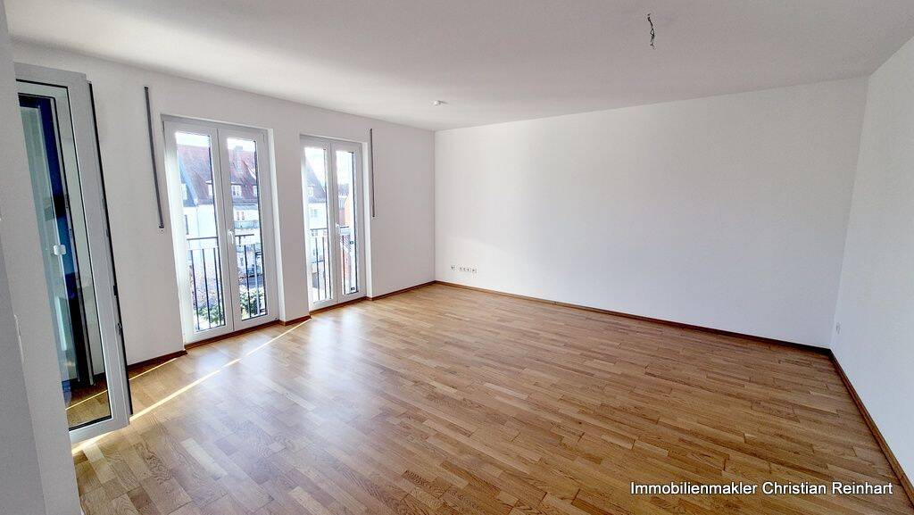 *** 5 Zimmer Wohnung mit TG Stellplatz und Balkonloggia in Johannis *** – Nürnberg – Vorschaubild 2
