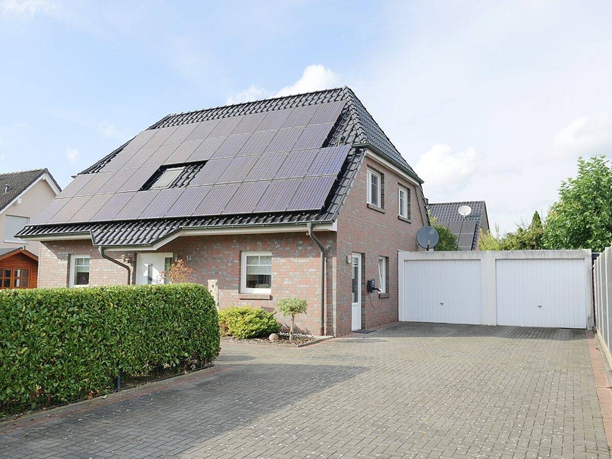 A+-Energieeffizienz: Traumhaftes Einfamilienhaus mit Doppelgarage – Versmold – Bild 1 von 8