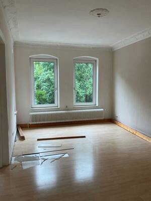 Wohn(t)raum: 3-Zimmer-Altbau mit 2 Balkonen! – 24114 Kiel – Vorschaubild 2