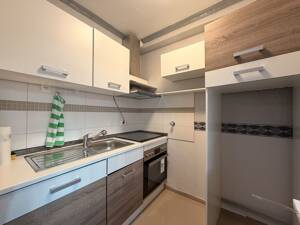 Wohnkomfort auf drei Ebenen - Exklusives Reihenmittelhaus mit Kamin, Balkone und Garage – 44227 Dortmund – Vorschaubild 9