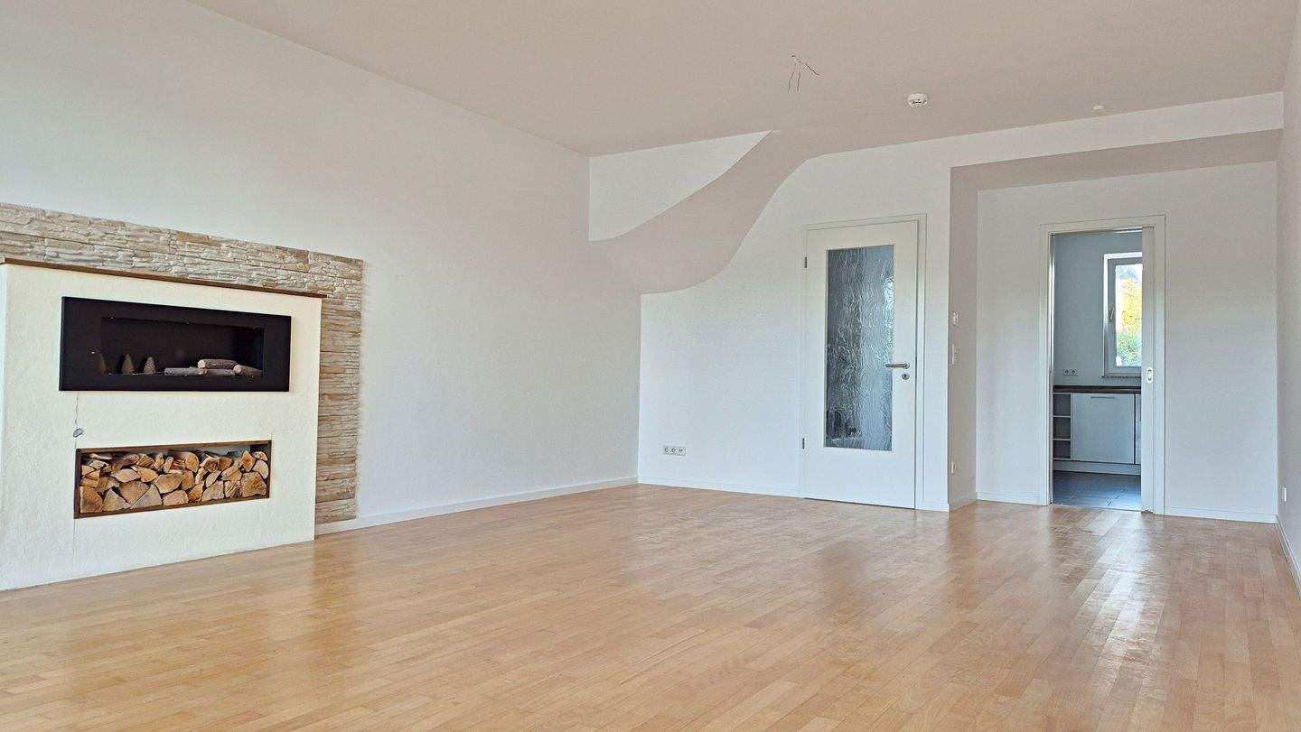 1. Reihe am Wasser, Reihenhaus mit Terrasse und 2 Balkone – Berlin – Vorschaubild 5