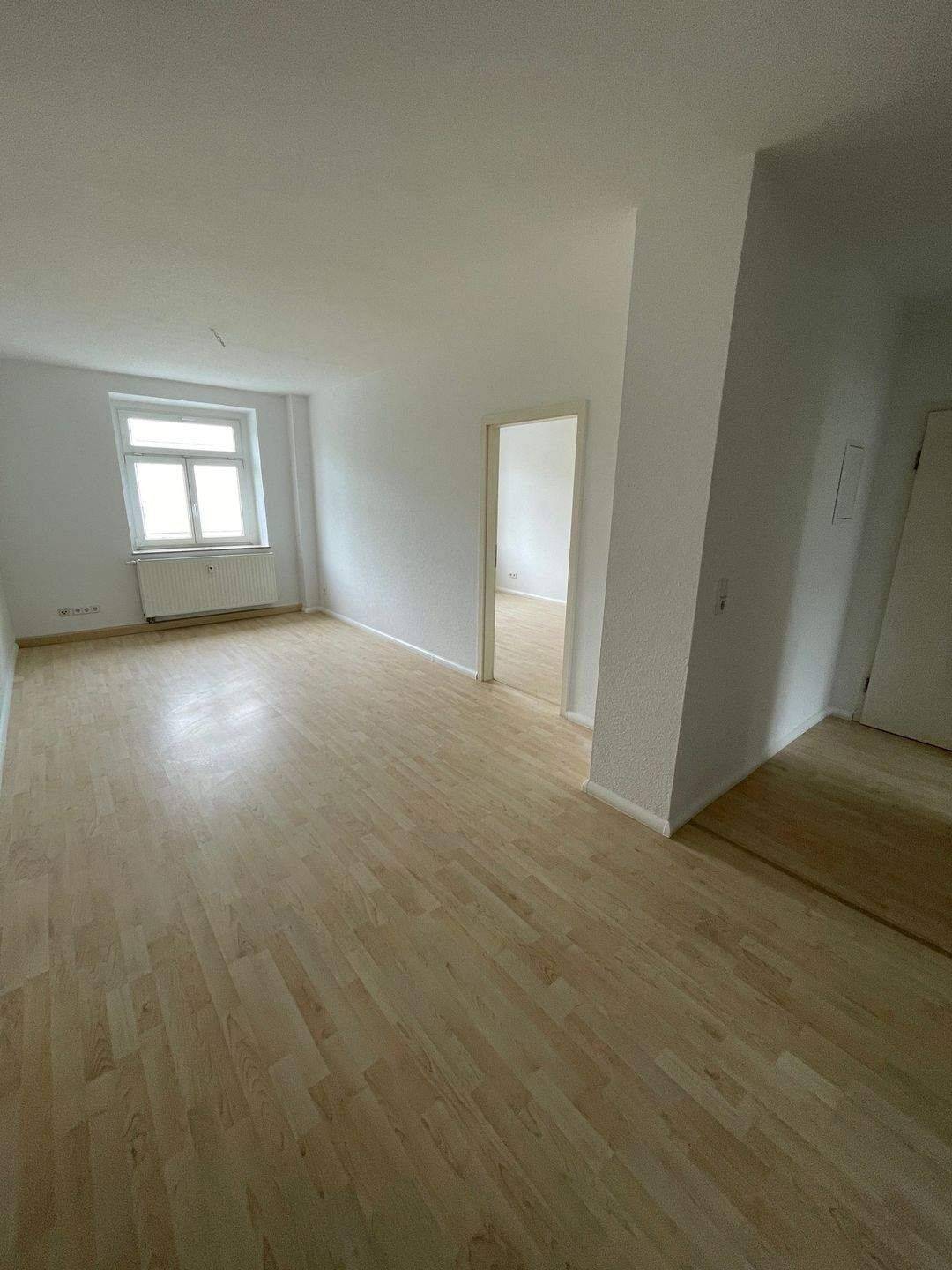 *Fichtestraße* mit Balkon-Wir haben DIE Wohnung für Dich! – Chemnitz – Vorschaubild 6