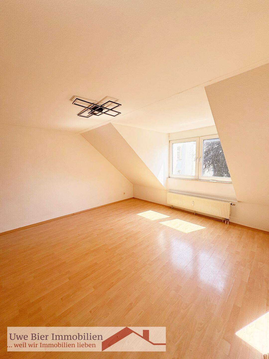 Appartement, 37,50 qm. Klein, fein und alles Mein ++ Miete? Was war das nochmal? – Düsseldorf – Vorschaubild 3