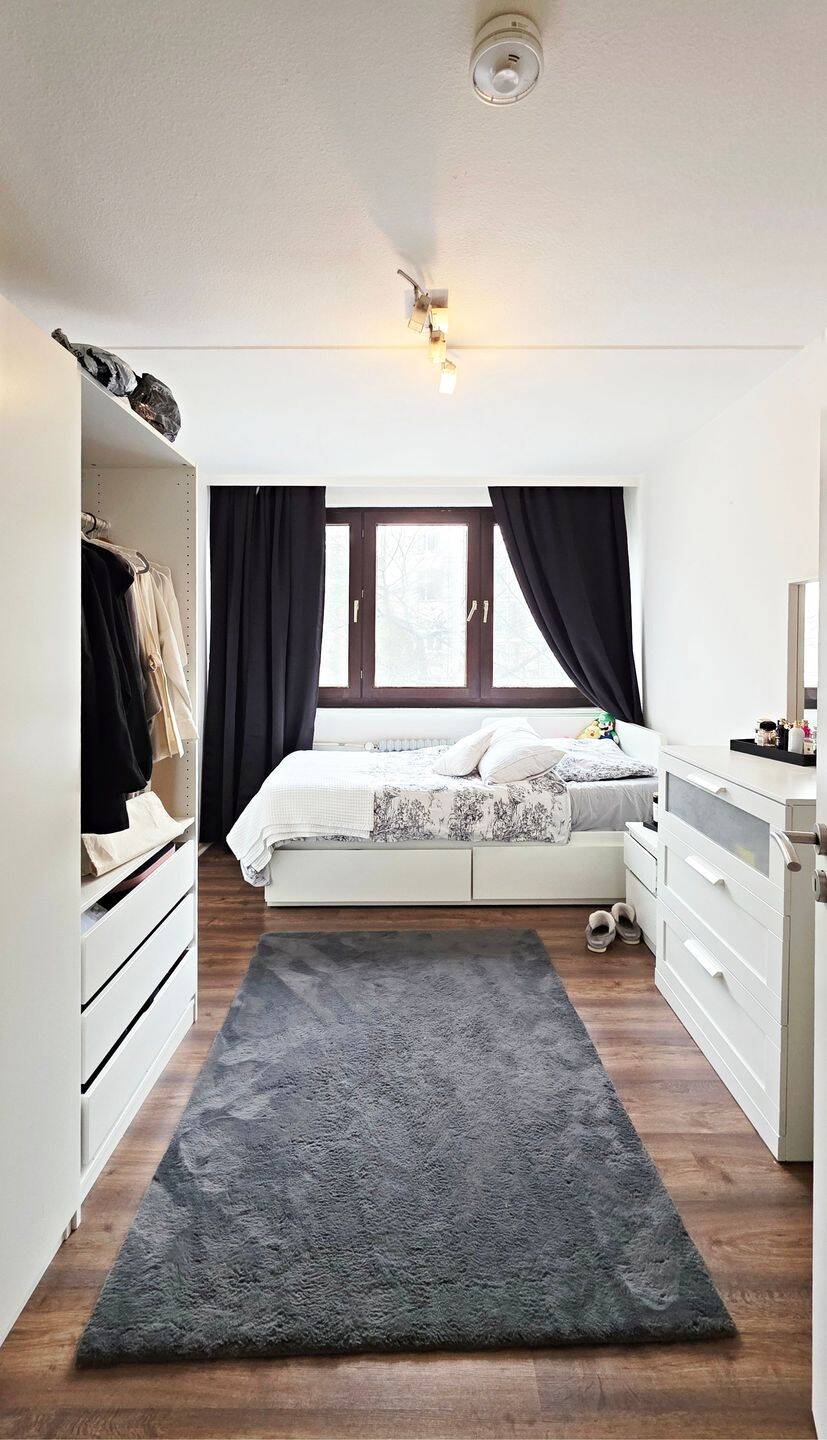 Vermietete 4-Zimmer-Wohnung mit Westloggia und Fahrstuhl nur 300 Meter vom Kudamm! – Berlin – Vorschaubild 8