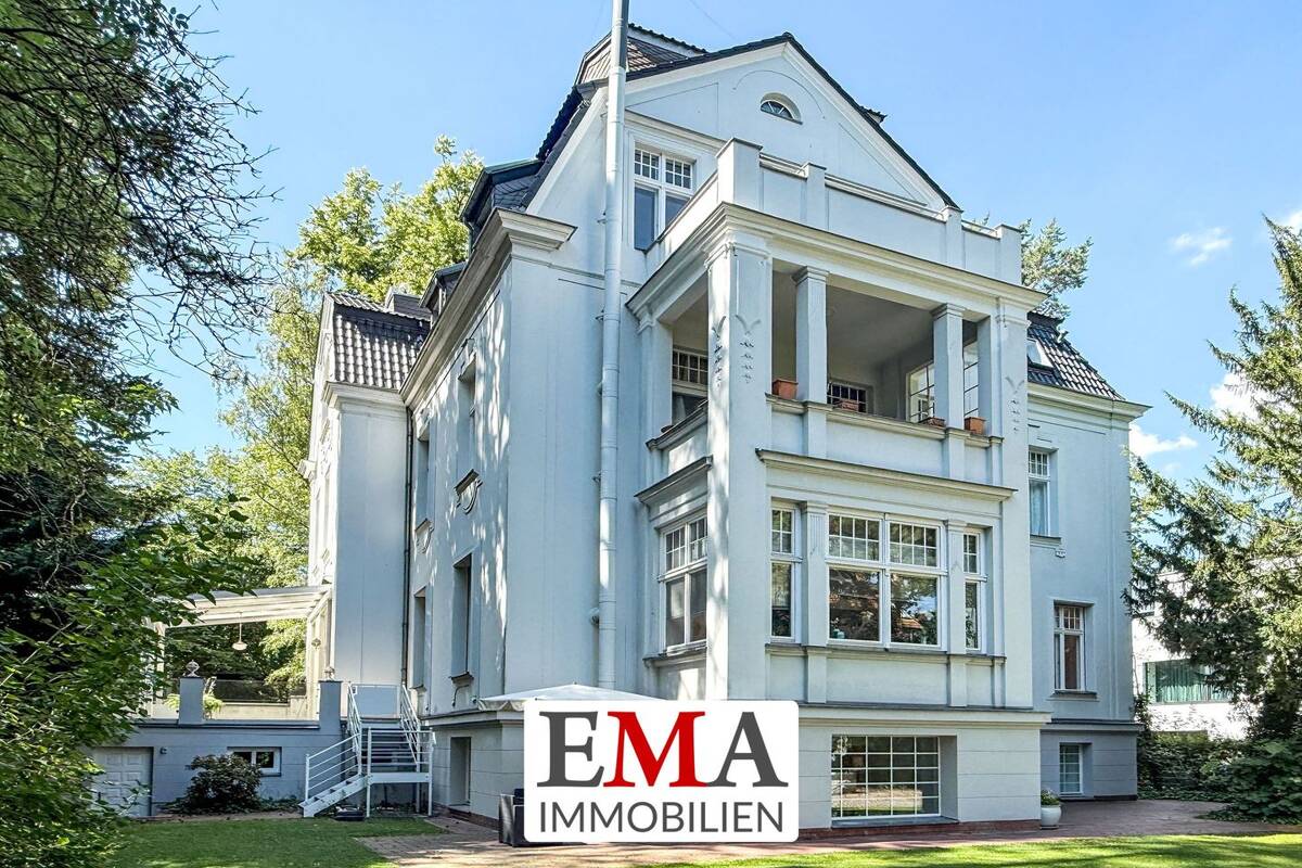 Repräsentative Gründerzeitvilla auf Parkgrundstück in Berlin-Grunewald – 14193 Berlin – Bild 1 von 9