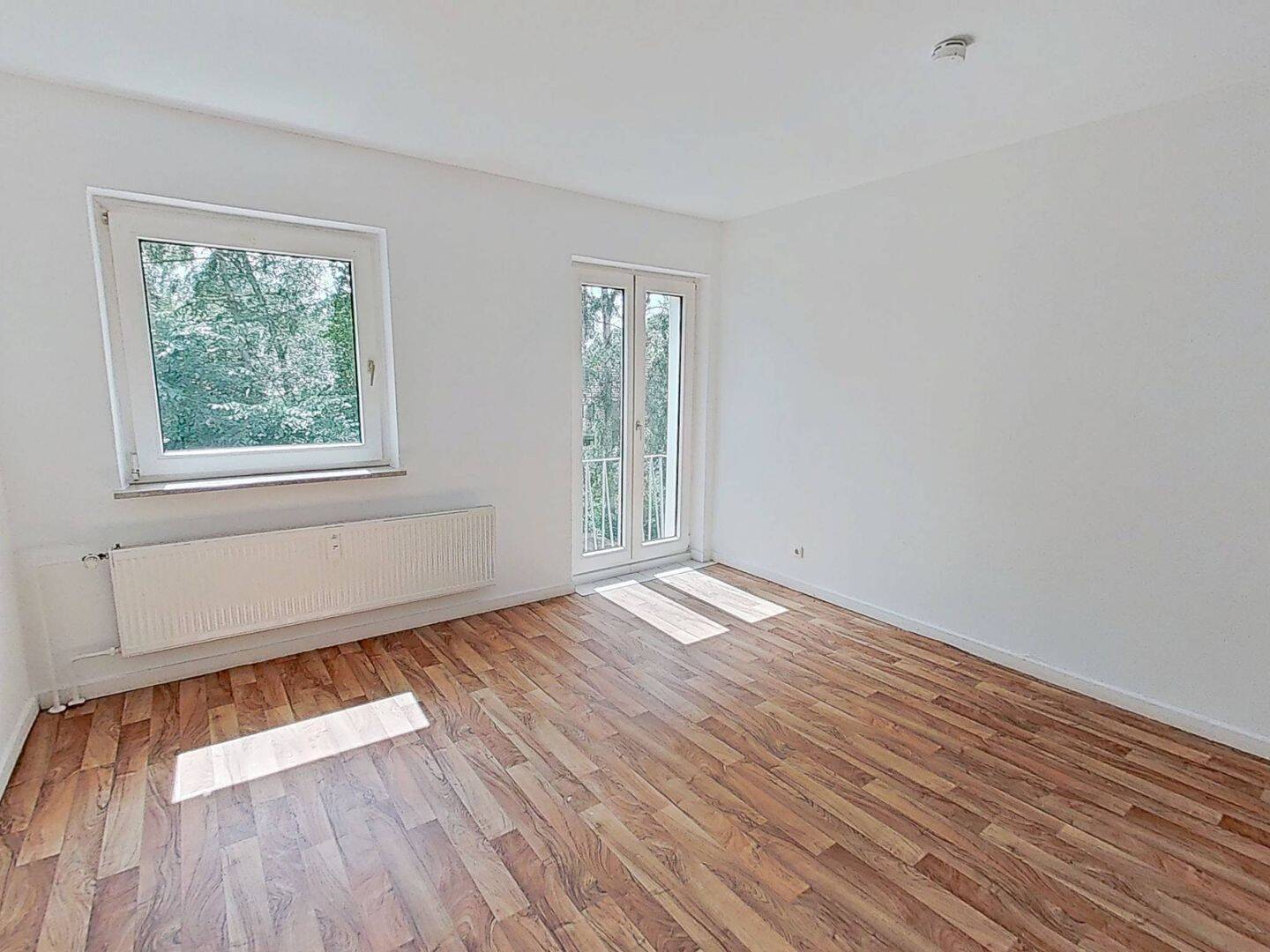 Ihr neues Wohlfühlapartment: Helle 3-Zimmer-Wohnung mit EINBAUKÜCHE