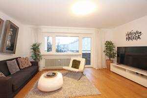 Familien aufgepasst! Möblierte 4-Zi-Whg mit 2 Balkonen in München-Freimann (U6)