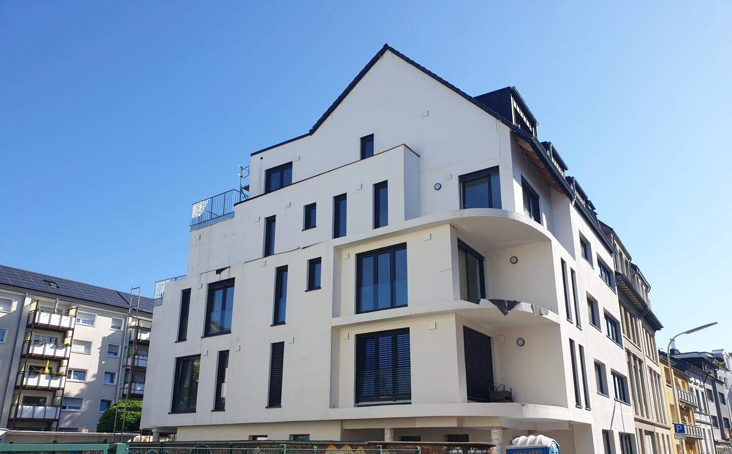 BONN INNENSTADTLAGE - NEUBAU - PROVISIONSFREI! 2-Zimmer Wohnung mit großer Terrasse!