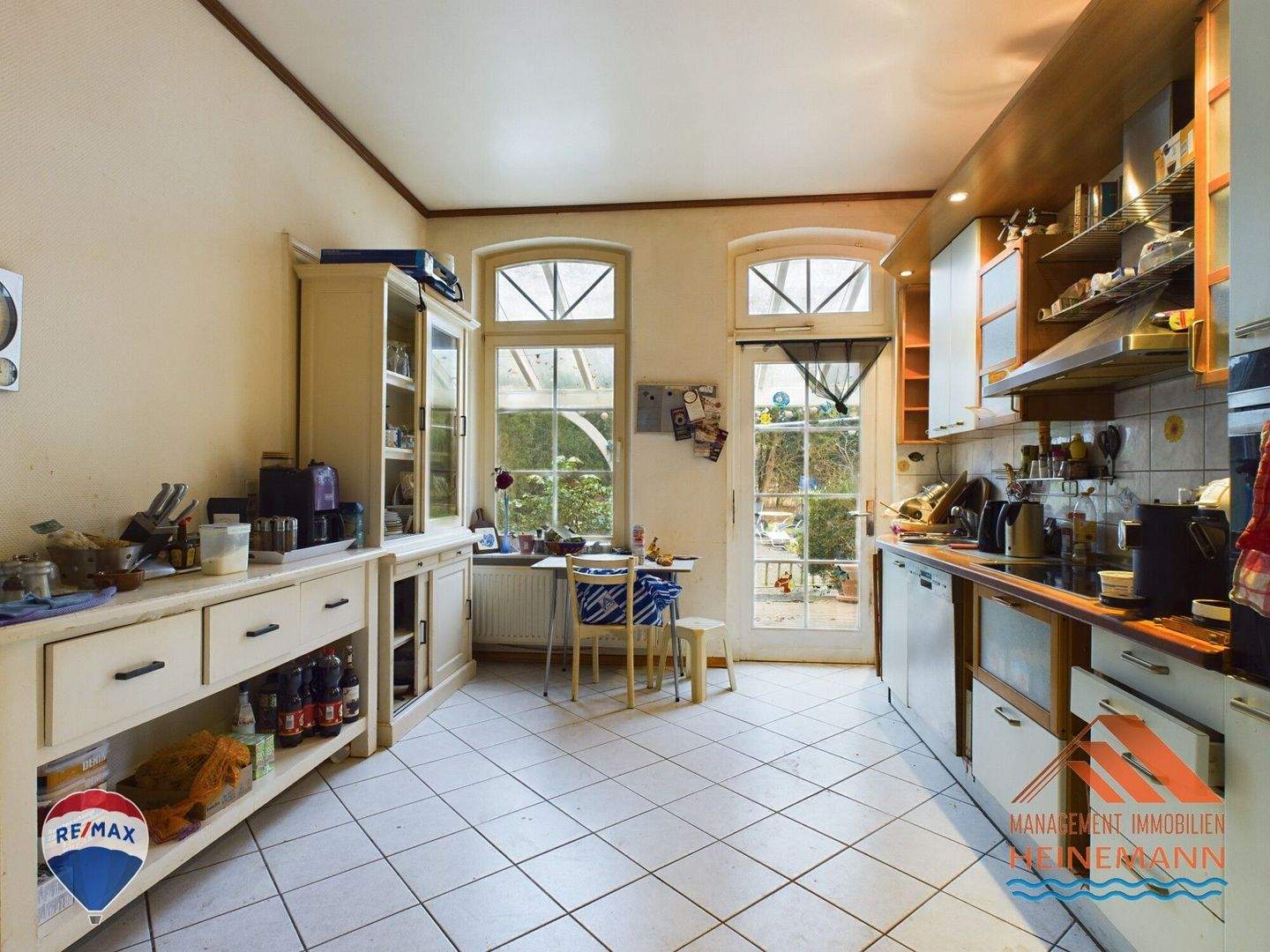 Idyllische Reitanlage mit Wohnhaus, Gästezimmern und Wirtschaftsgebäuden – Loxstedt – Vorschaubild 8