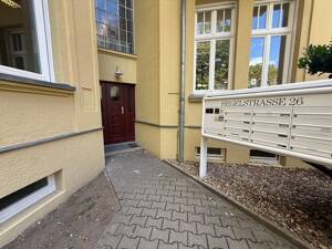 3 Raum - Top Lage mit Küche in der Hegelstraße – 39104 Magdeburg – Vorschaubild 4
