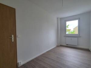 *Erstbezug* helle 3 R Wohnung zum Wohlfühlen – 9228 Chemnitz – Vorschaubild 6
