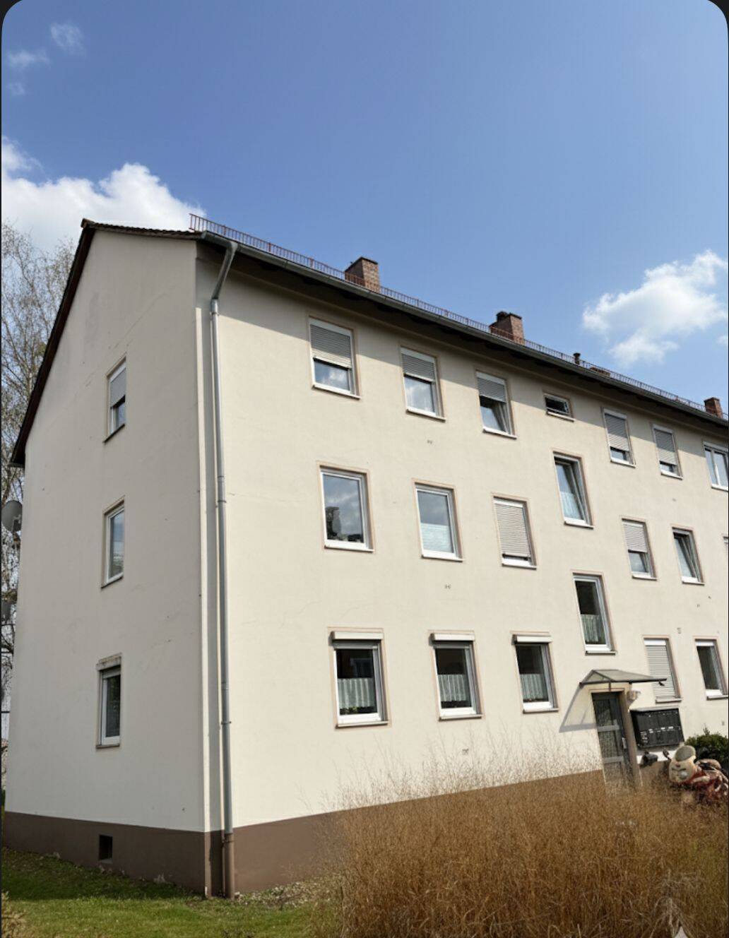Lichtdurchflutete 2,5-Zimmer-Dachgeschosswohnung nahe U3-Kleinreuth – Nürnberg – Vorschaubild 2
