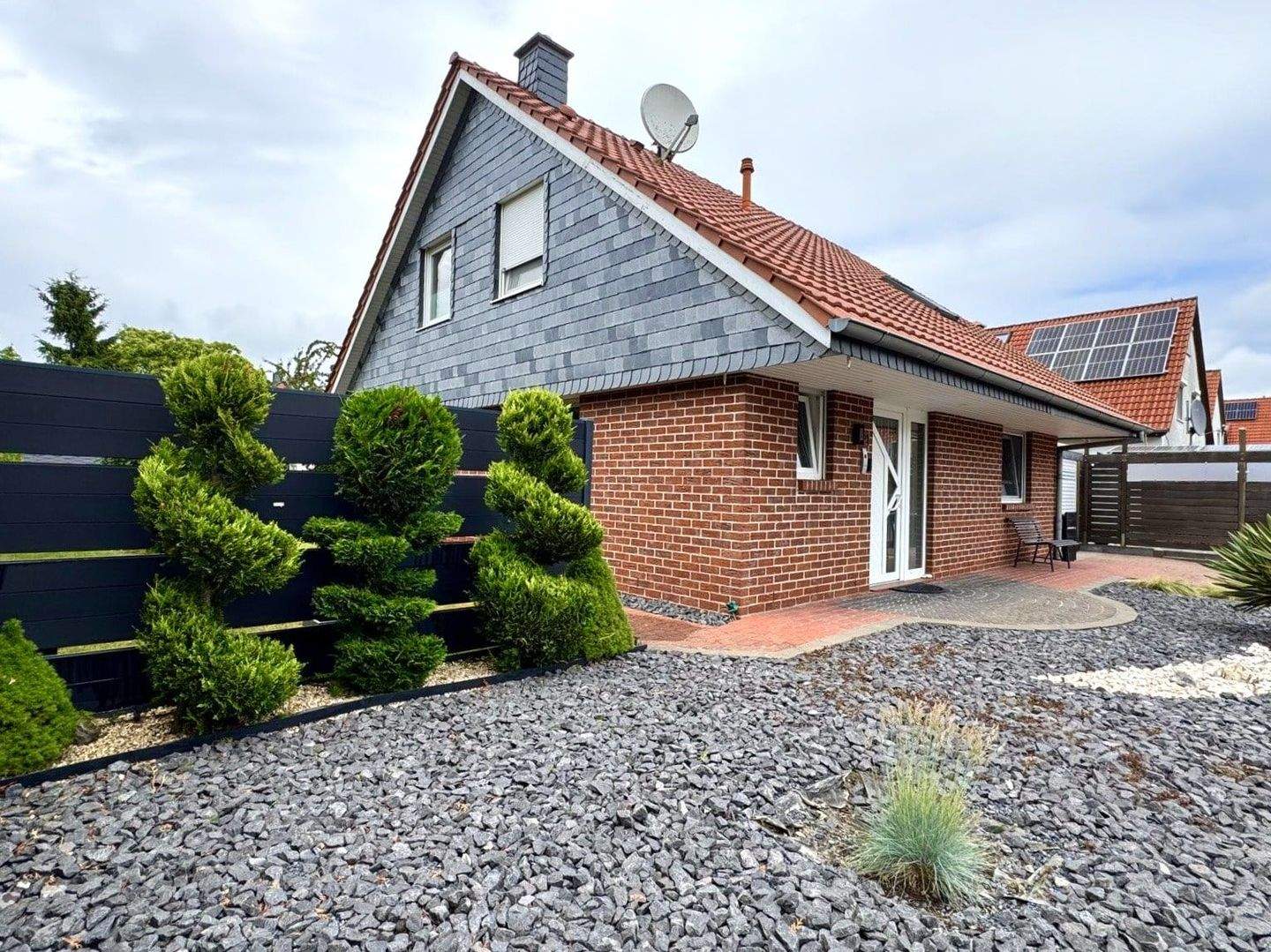 Neuwertiges Zuhause in Pattensen - gepflegt, hochwertig und bezugsbereit – Pattensen – Vorschaubild 2