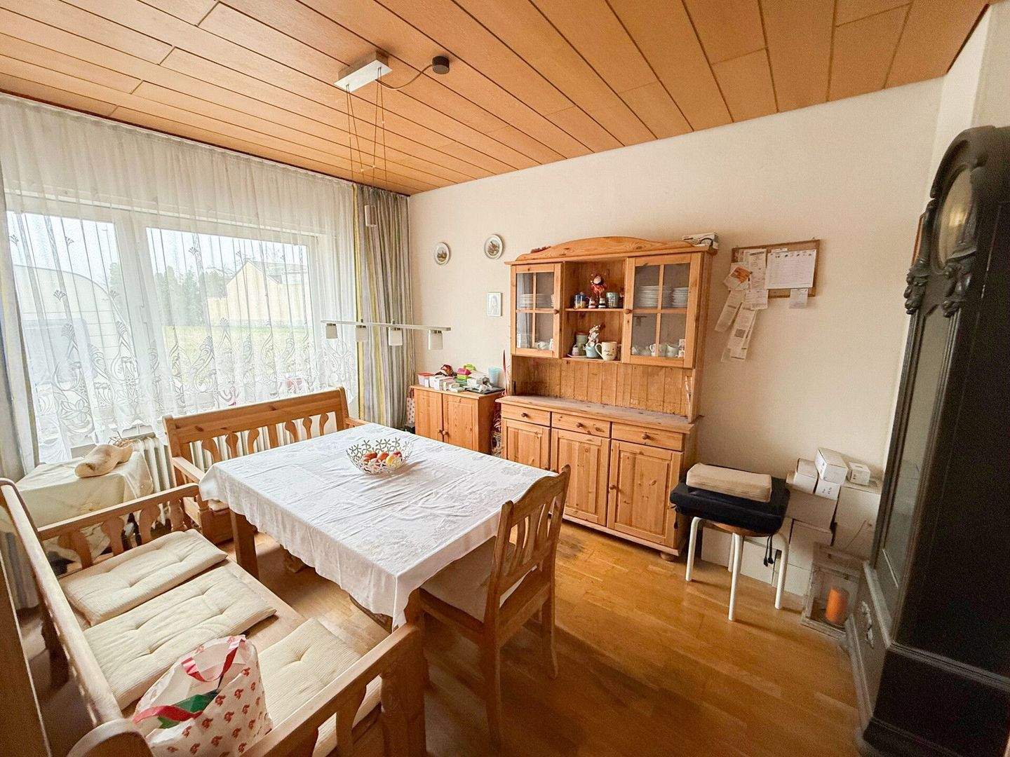 Dörfliche Lebensstruktur trifft auf Bonner City - Anbindung: solides Reihenhaus mit Garten & Garage! – Bonn – Vorschaubild 3