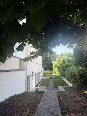 Möblierte Wohnung in historischer Villa mit exklusiver Lage an der Kölner Riviera – 50996 Köln – Vorschaubild 3