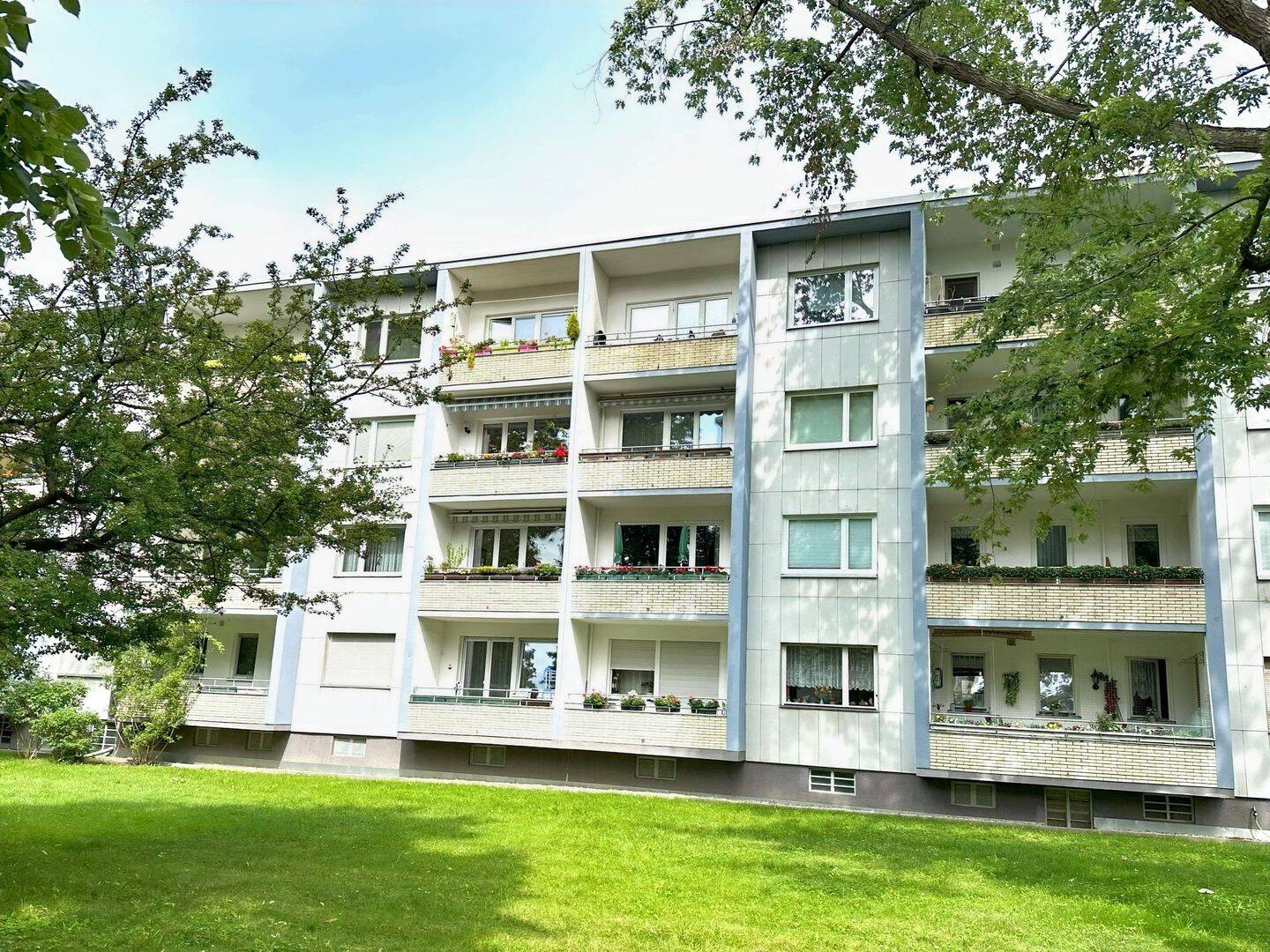 Willkommen in Ihrer neuen Wohlfühloase! – Berlin – Bild 1 von 9