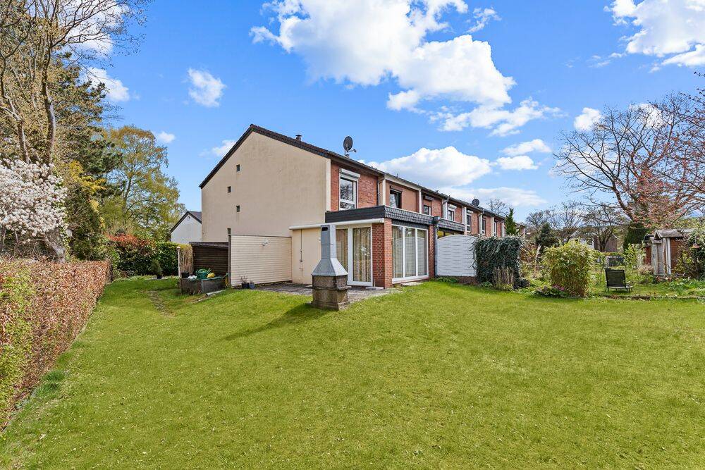 Gepflegtes Reihenendhaus mit viel Platz, Anbaupotential, herrlichem Garten und eigener Garage – Hamburg – Vorschaubild 9