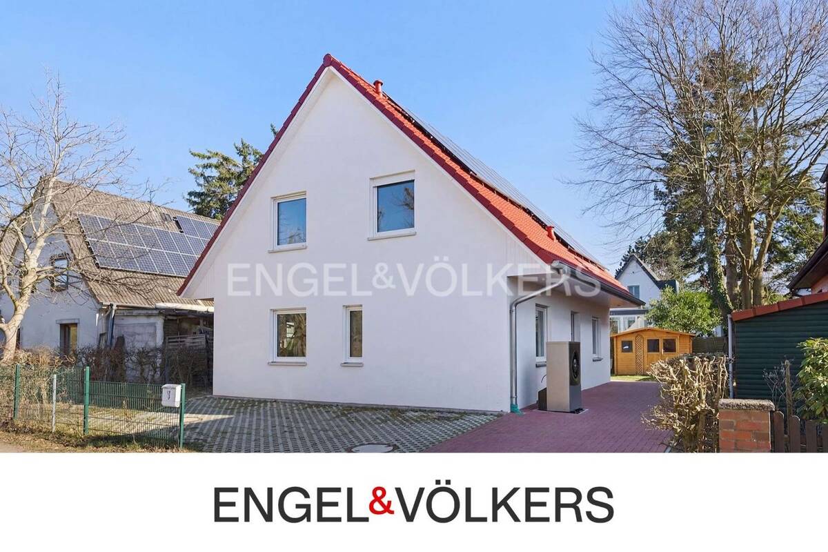 Energieeffiziente Kapitalanlage - Junges Einfamilienhaus in Flughafennähe – 22335 Hamburg – Bild 1 von 9