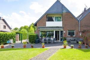 KR-Hüls: tolles 2FH mit schönem Garten, Keller und Garage – 47839 Krefeld – Vorschaubild 3