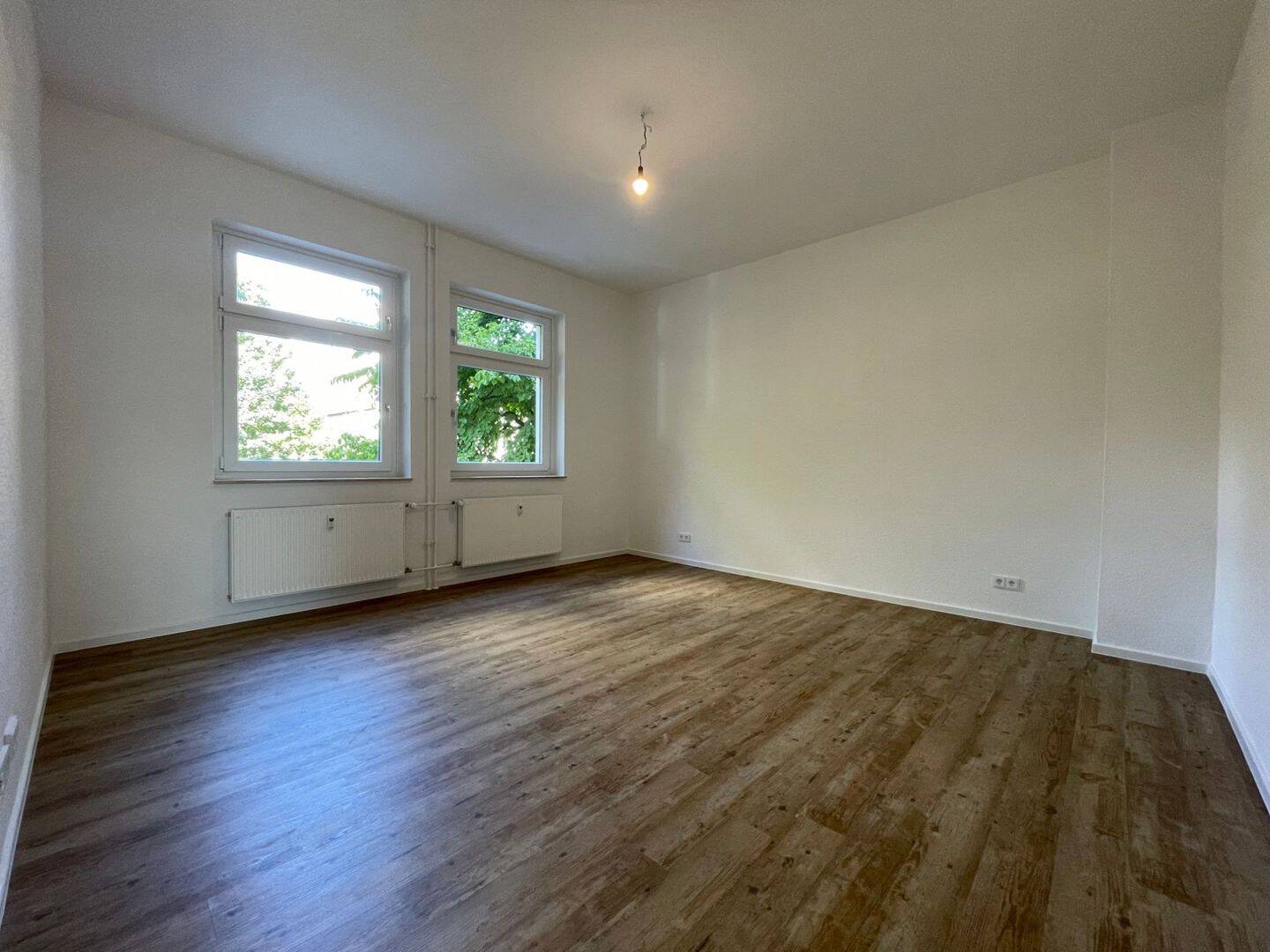 *Erstbezug nach Kernsanierung*Tageslichtbad*charmanter Altbau* – Essen – Vorschaubild 2