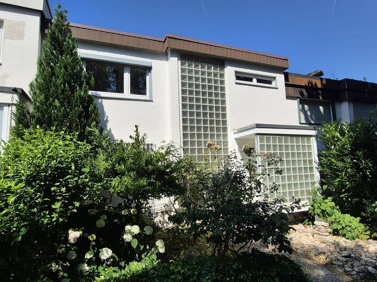 Charmantes Reihenmittelhaus mit viel Potenzial in Bad Vilbel-Gronau