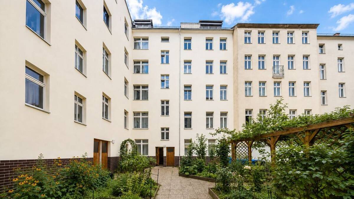 Renovierungsbedürftig: Bezugsfreie 2-Zi-Wohnung im lebendigen Neukölln, nahe Schillerkiez: – 12053 Berlin – Bild 1 von 8