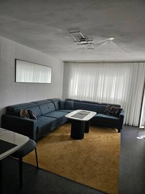 Einziehen und Wohlfühlen - liebevoll renovierte 3-Zimmer-Wohnung – 86156 Augsburg – Vorschaubild 1