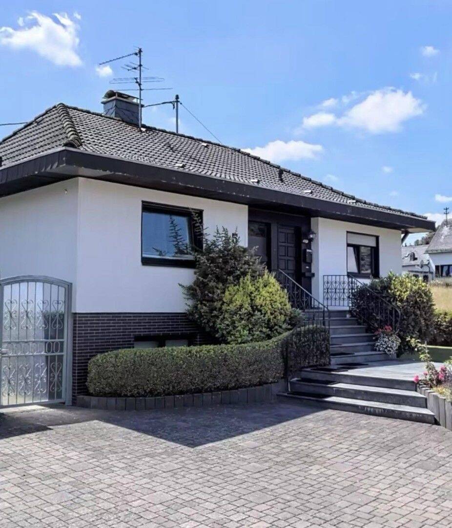 Bungalow mit Energieklasse C & neuer Heizung – Antweiler – Bild 1 von 9