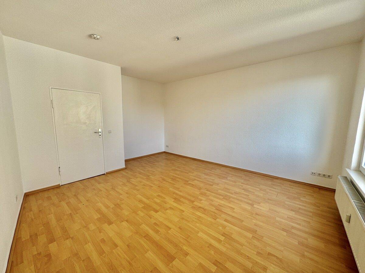 Perfekter Wohnstart mit Wohlfühlfaktor, Licht und Ruhe – Berlin – Vorschaubild 3