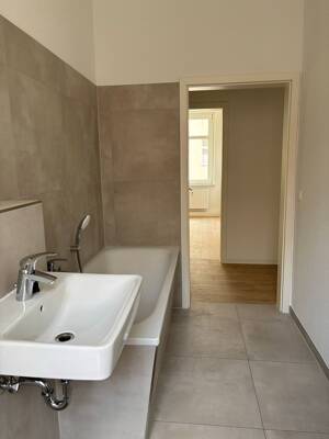 frisch sanierte/renovierte 3-Raum-Wohnung im Hinterhof – 4177 Leipzig – Vorschaubild 4