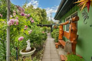 Bungalow mit traumhaftem Gartenidyll, moderner Energietechnik und barrierefreiem Wohnkomfort – 12526 Berlin – Vorschaubild 3