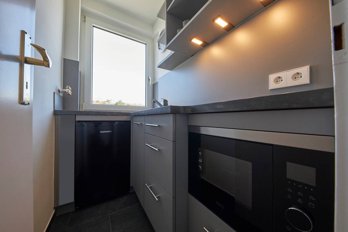neu renovierte, moderne 1-Zimmer-Wohnung - S-West mit Aufzug - 1213 – 70174 Stuttgart – Bild 1 von 9