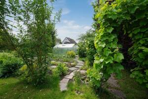 Einfamilienhaus mit wunderschönem Garten und Baugrundstück im romantischen Klosterviertel – 38108 Braunschweig – Vorschaubild 7