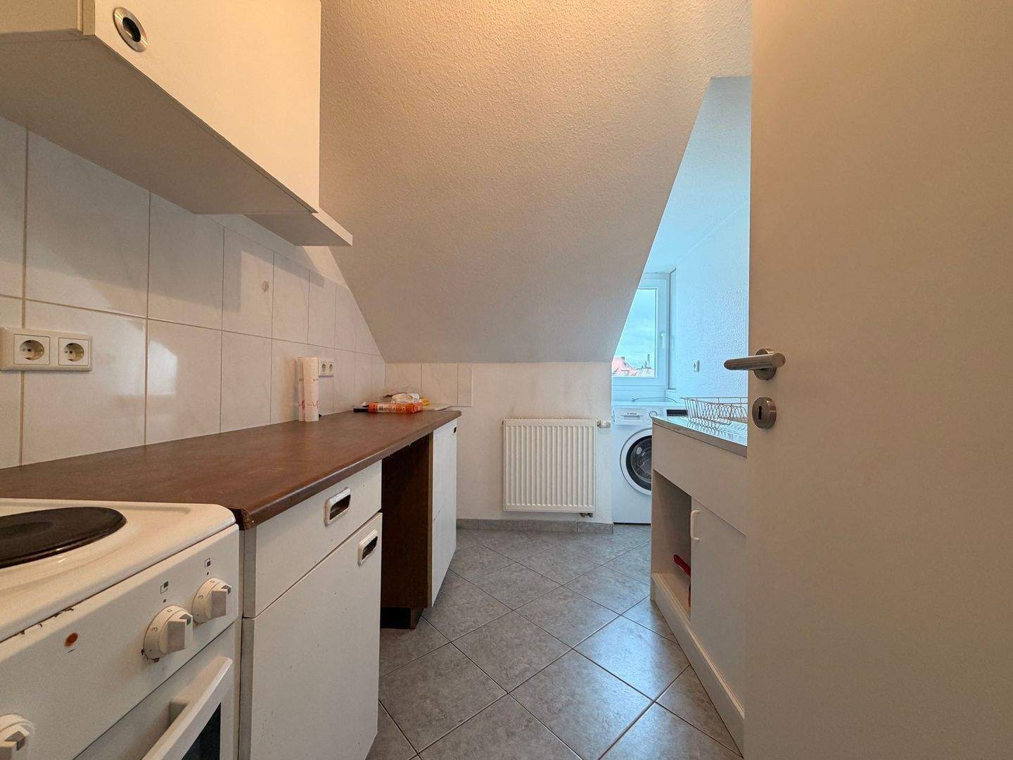 äußerst gepfleges Apartment mit Küche in der Rosenau – Nürnberg – Vorschaubild 2