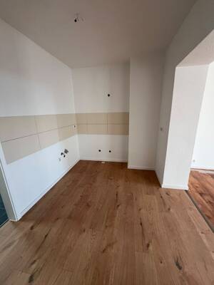 Neu renovierte Wohnung mit Balkon – 39112 Magdeburg – Vorschaubild 6