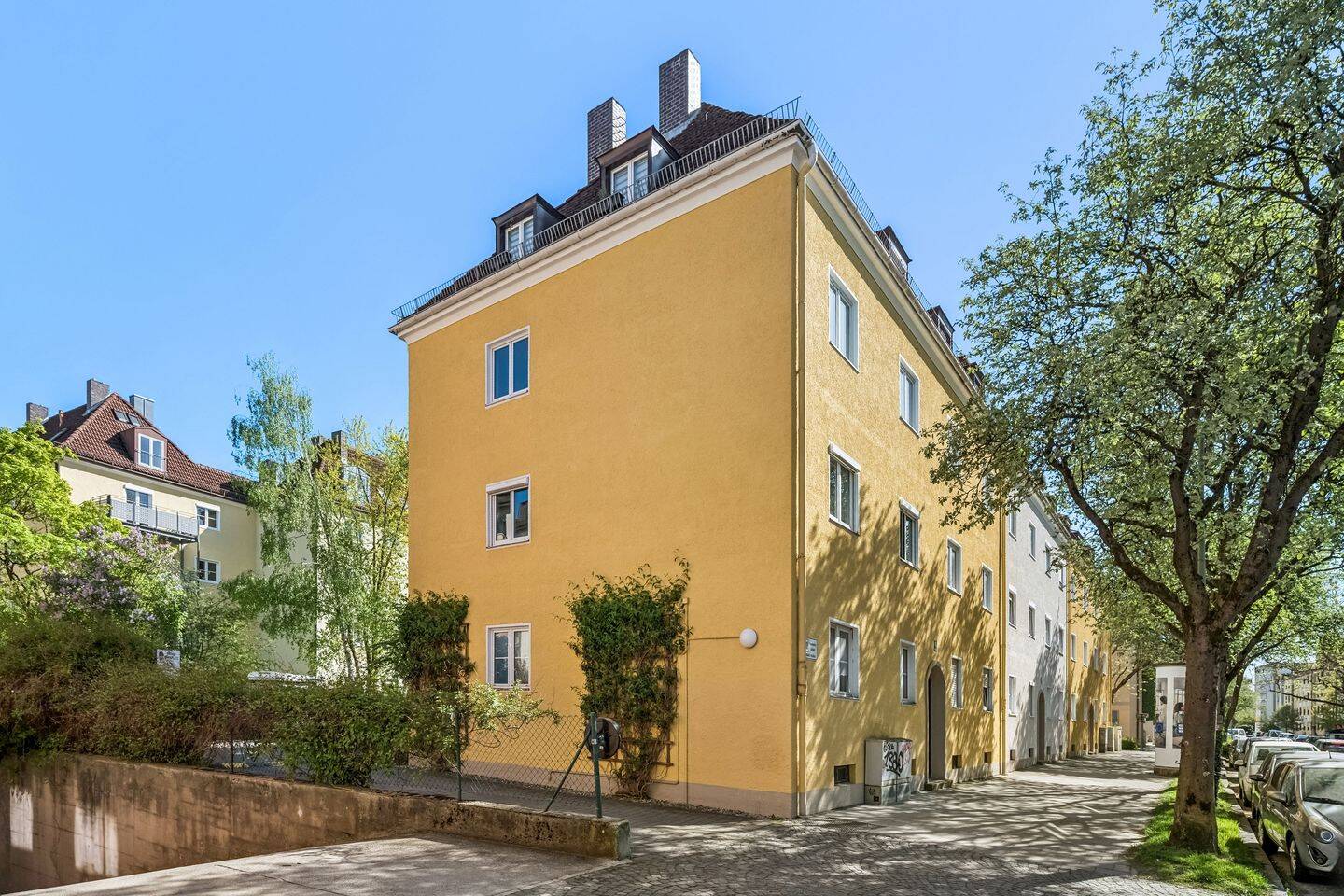 Nahe den Isarauen - Altbau DG - 2 Zimmer am Wettersteinplatz