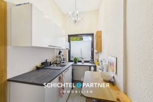 Vegesack | Mehrfamilienhaus mit Gewerbe, Garagen und großem Grundstück – 28755 Bremen – Vorschaubild 9