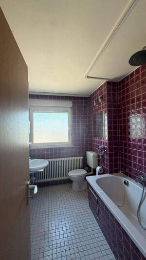 Attraktive Wohnung mit Balkon inkl. Einbauküche – 90482 Nürnberg – Vorschaubild 2