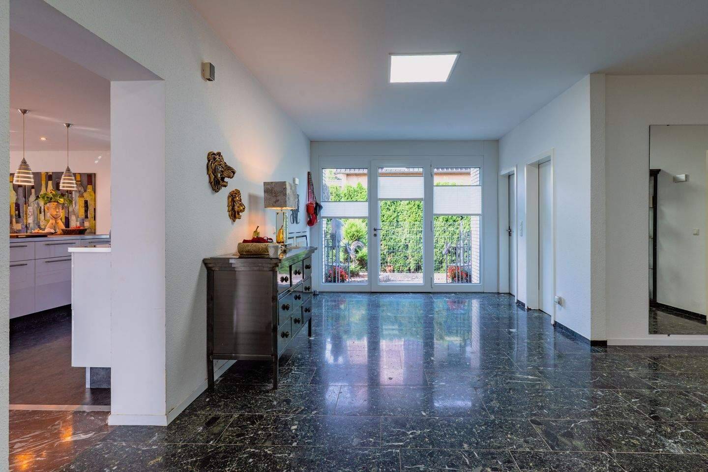 Dieser gepflegte Bungalow vereint exklusives Wohnen, effizientes Arbeiten und pure Erholung – in herrlicher, ruhiger Wohnlage in Groß-Reken! ! – Reken – Vorschaubild 4