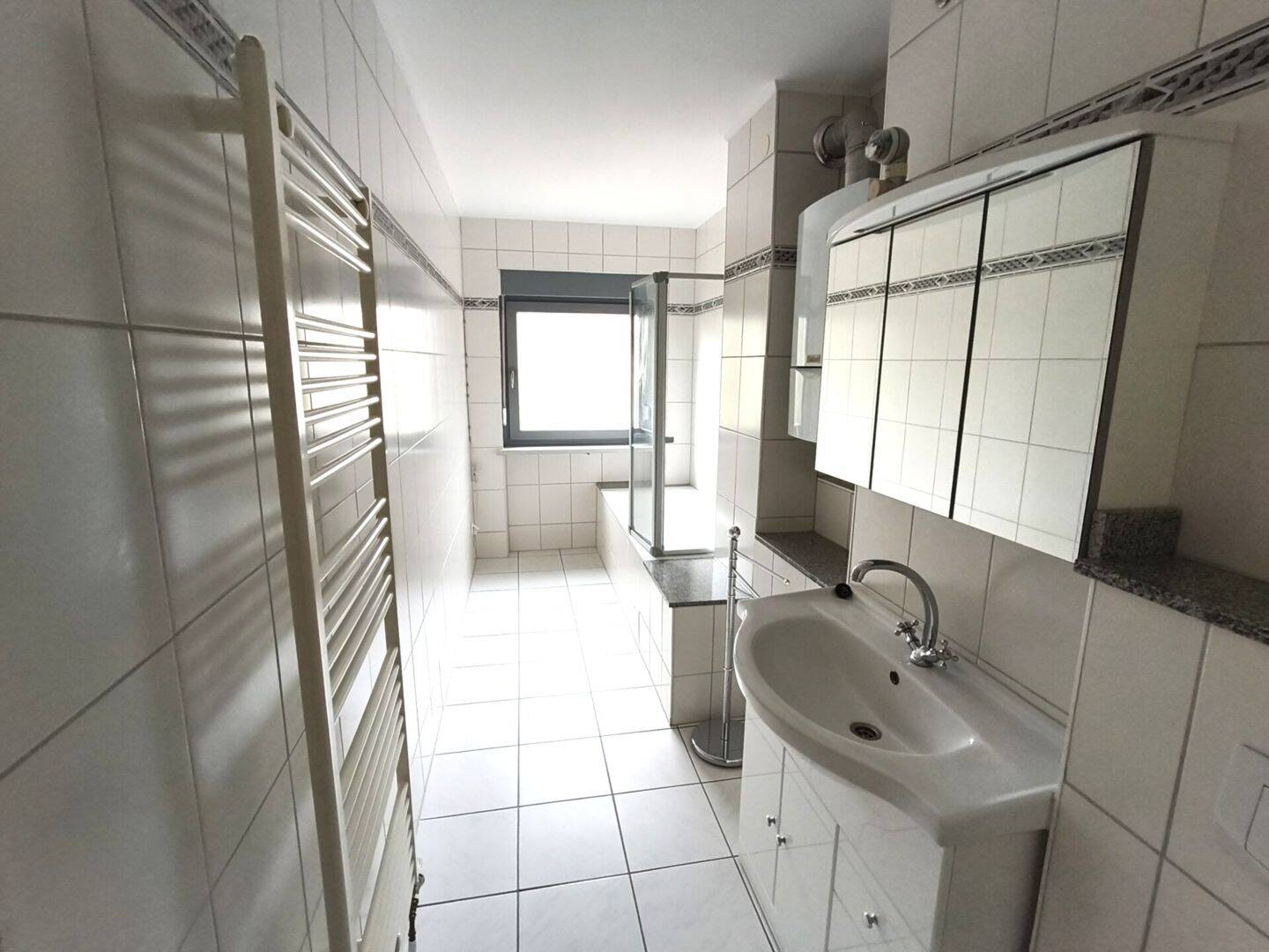 Großzügige 3 ZKB-Whg. mit Balkon u. EBK in Top Lage von SB-Rodenhof – Saarbrücken – Vorschaubild 5