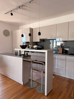 Neuwertige Etagenwohnung im OxPark mit großem Balkon und traumhaftem Ausblick ins Grüne – 22419 Hamburg – Vorschaubild 7