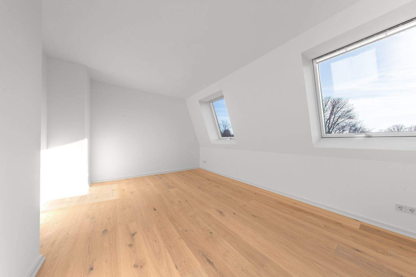 Courtagefreie Dachgeschoss-Maisonettewohnung in Winterhude – Hamburg – Vorschaubild 6