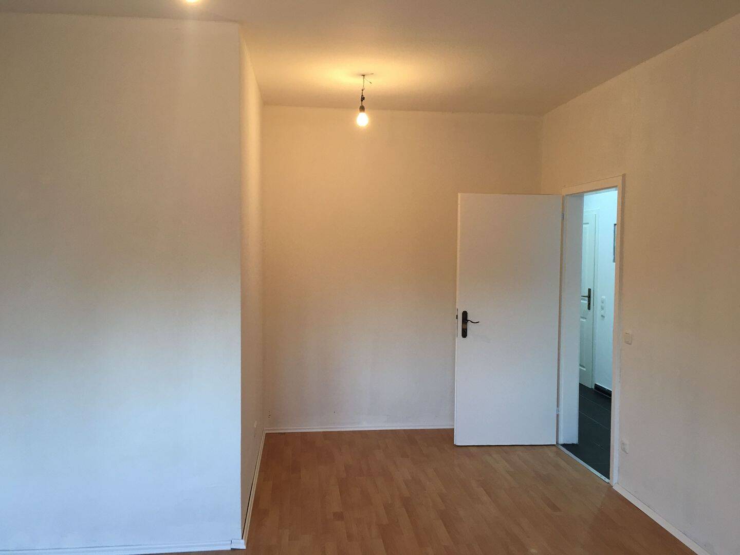 Wohnung mit separaten Eingang und eigenem Garten in Essen-Schönebeck – Essen – Vorschaubild 4