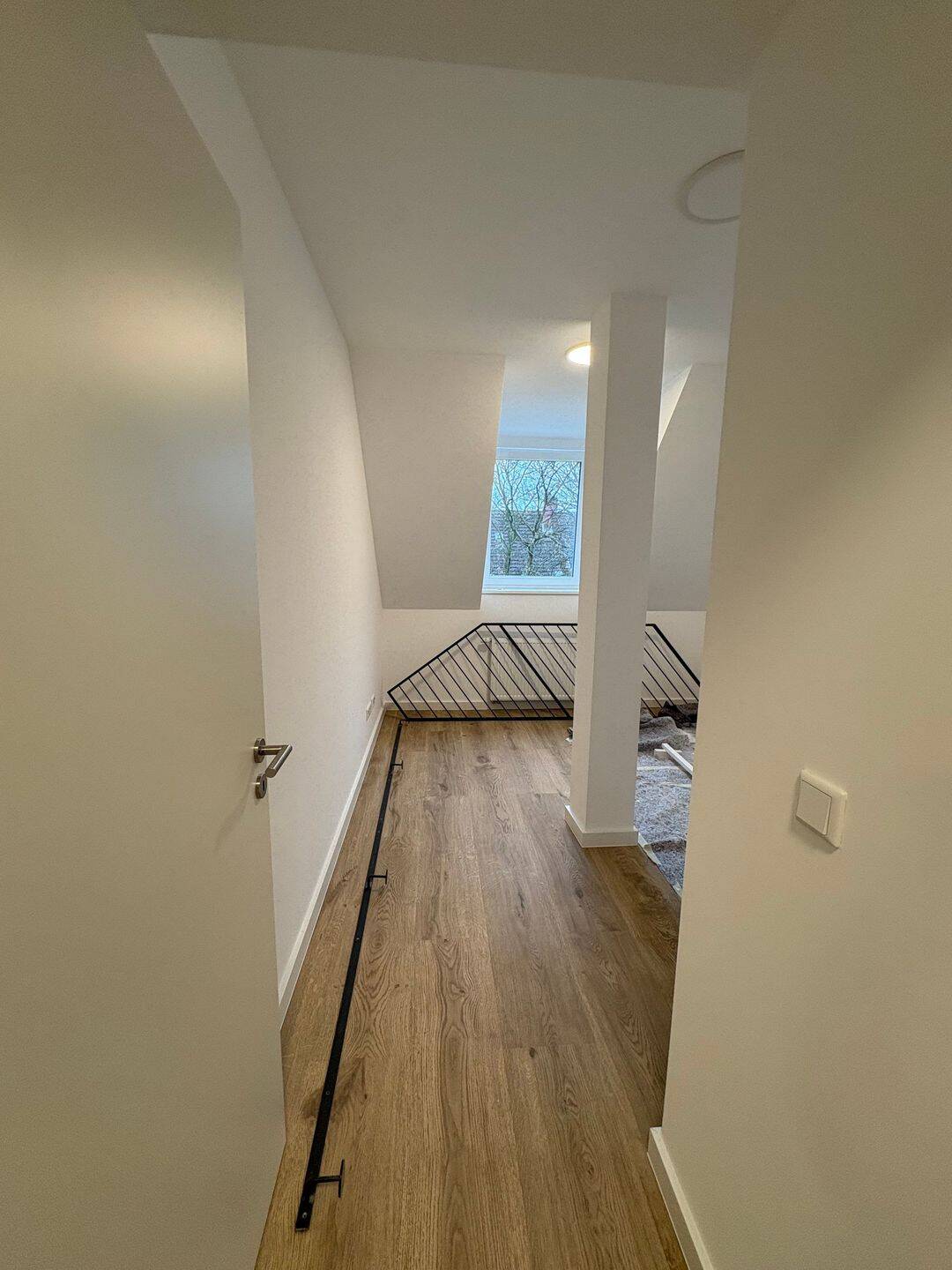 Exklusiver Dachgeschossausbau in Bestlage von Braunschweig – Braunschweig – Vorschaubild 6