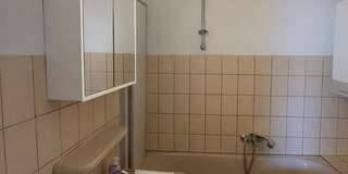 Krefeld-Fischeln / Renovierte 2 Zimmer Wohnung mit Balkon und neuer EBK in zentraler Lage – Krefeld – Vorschaubild 6