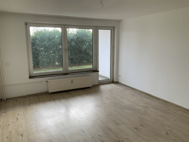 Ich bin ab sofort zu haben - große 2-Zimmerwohnung mit Laminatboden – Krefeld – Vorschaubild 5
